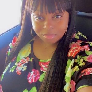 Meet your Posher, Iris